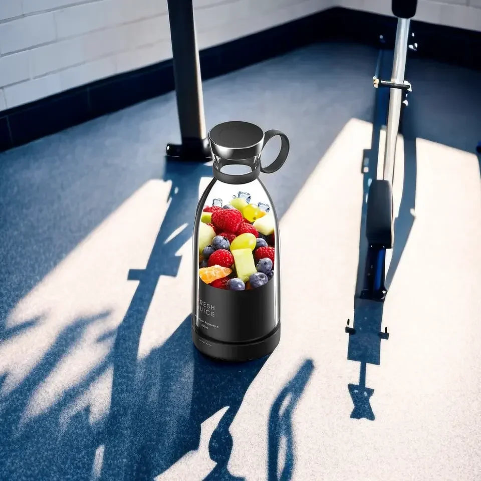 FreshBlendGo™ Portable Juicer Cup